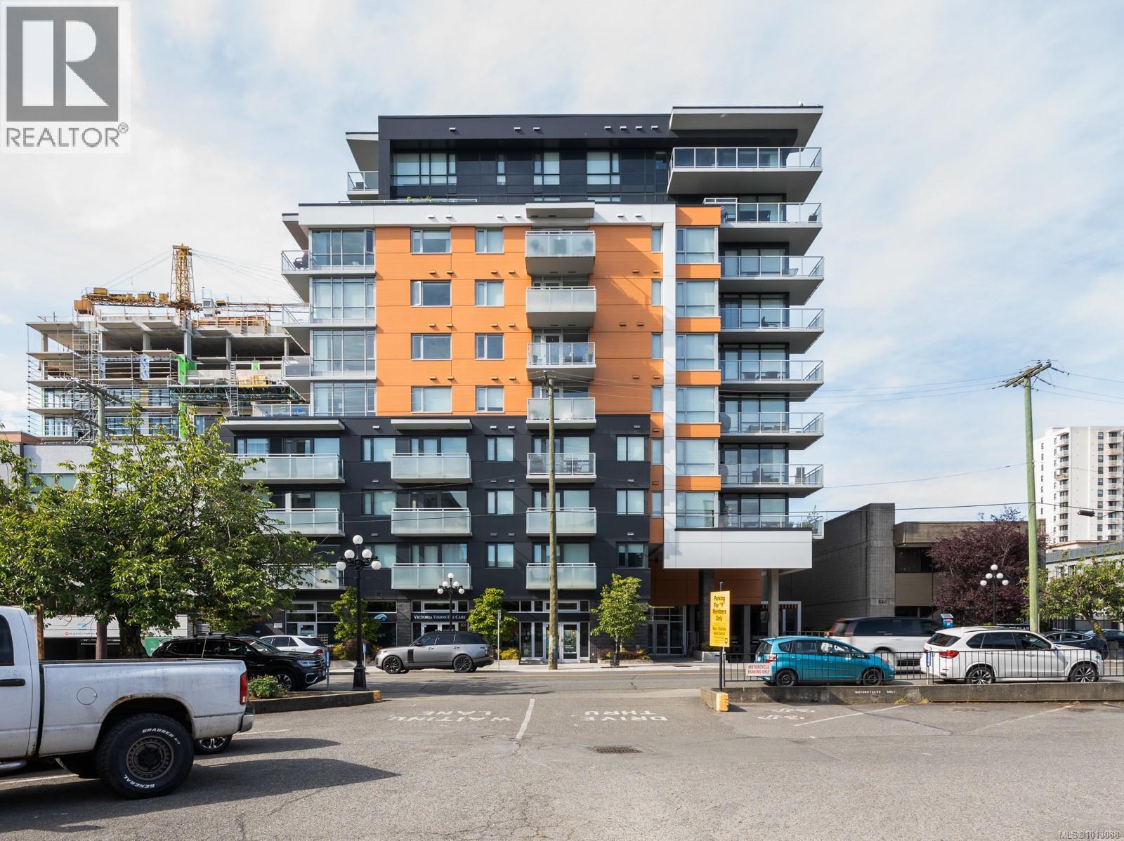 838 Broughton St Unit 502 St, Victoria, BC V8W 1E4