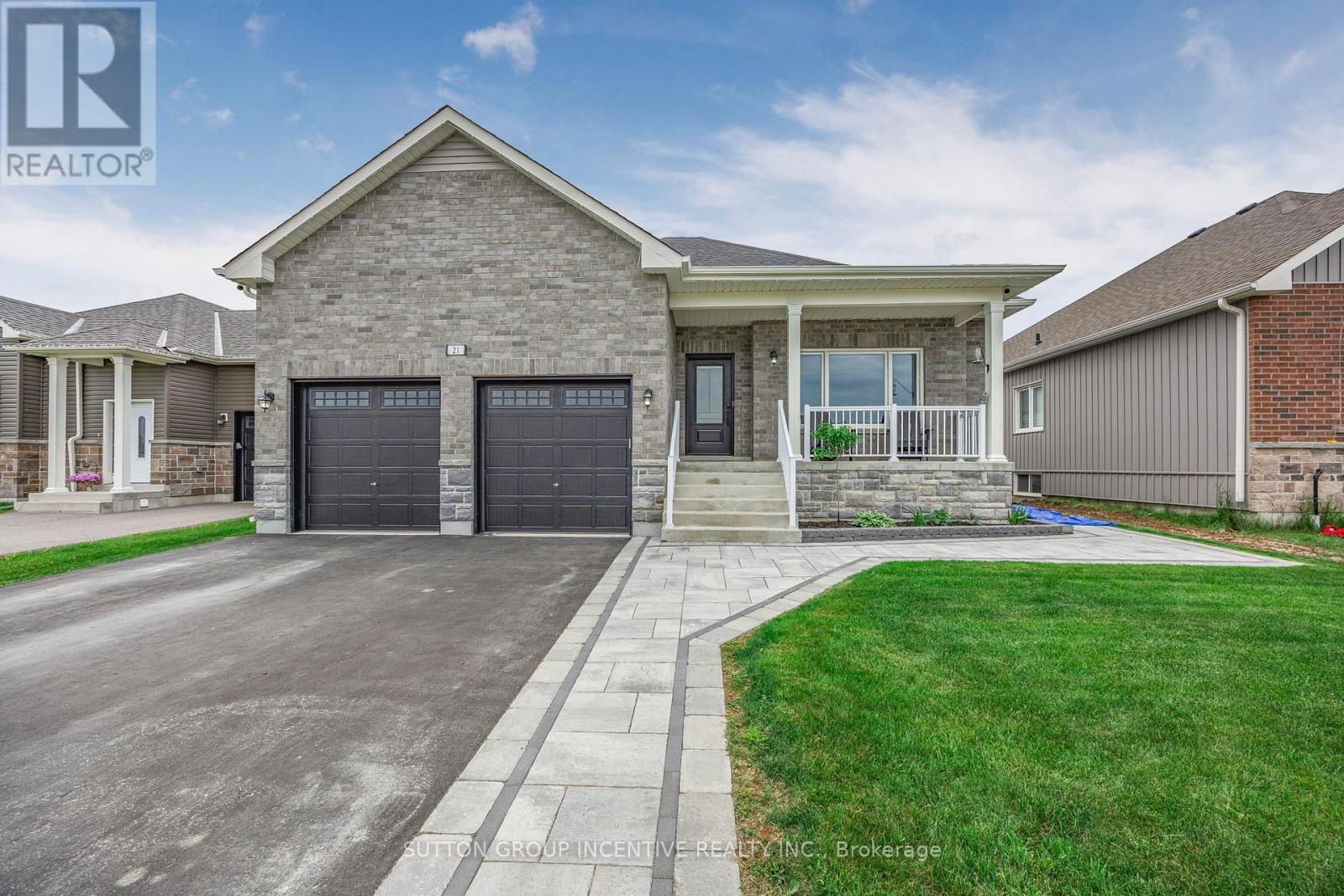 21 Beverly St, Springwater, ON L0L 1P0