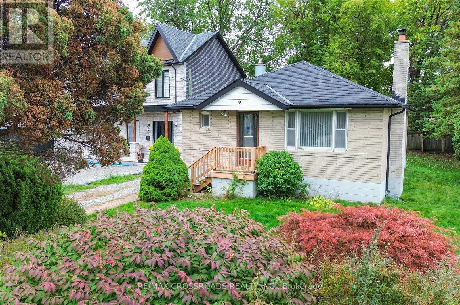9 Euclid Ave, Toronto, ON M1C 1J7