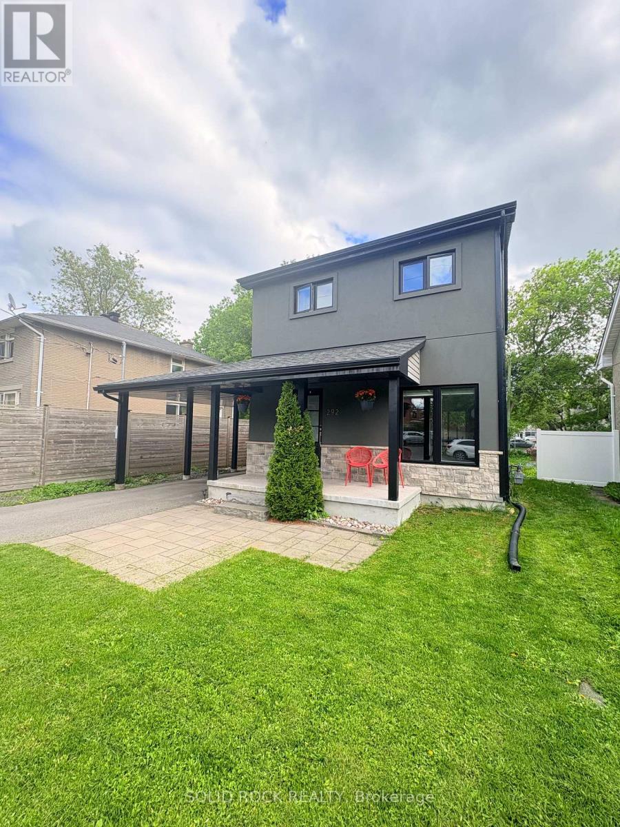 292 Currell Ave, Ottawa, ON K1Z 7J6