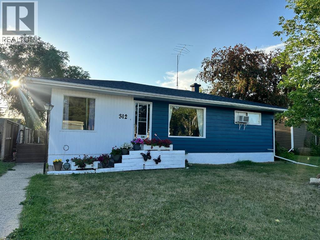 312 Main St, Maidstone, SK S0M 1M0