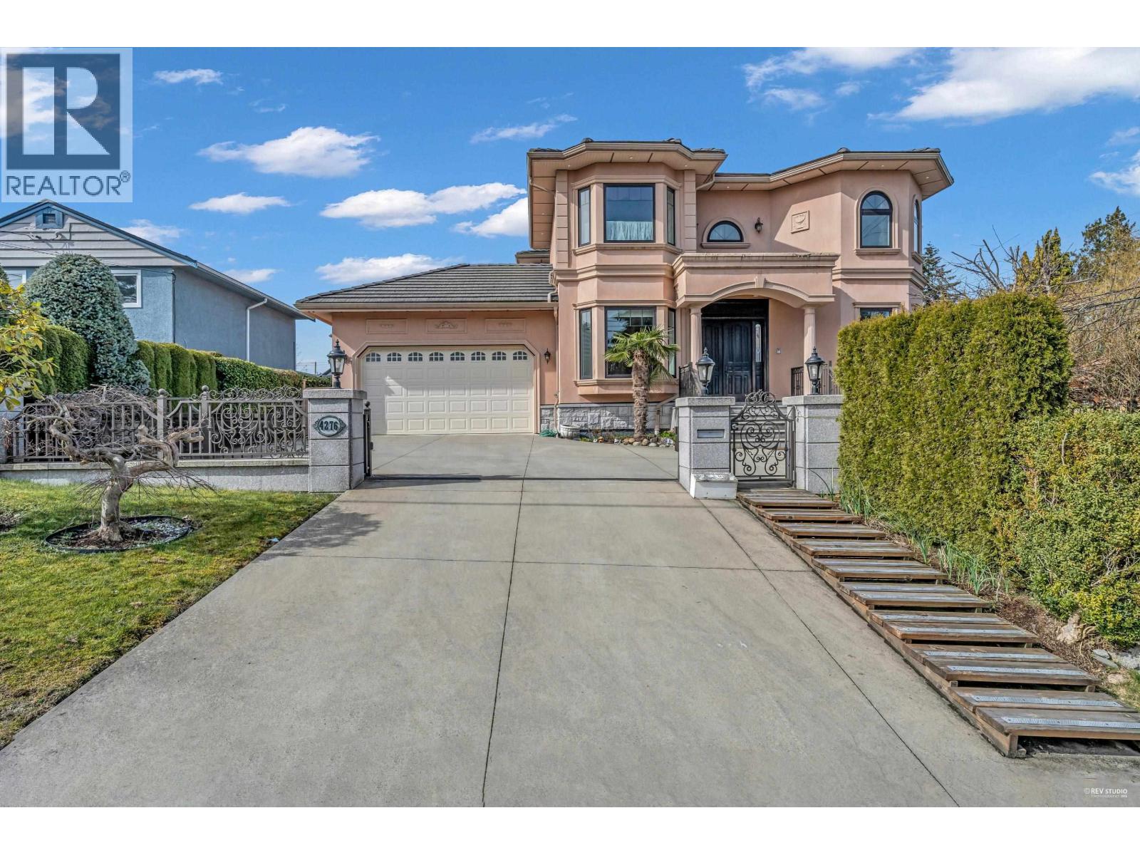 4276 Burke St, Burnaby, BC V5H 1B4