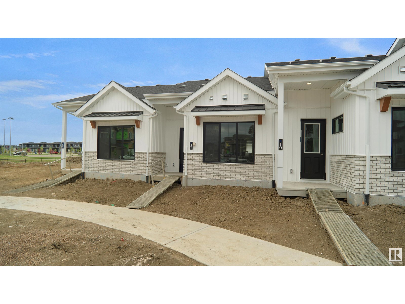 7505 Observer Ln NW, Edmonton, AB T5G 2S5