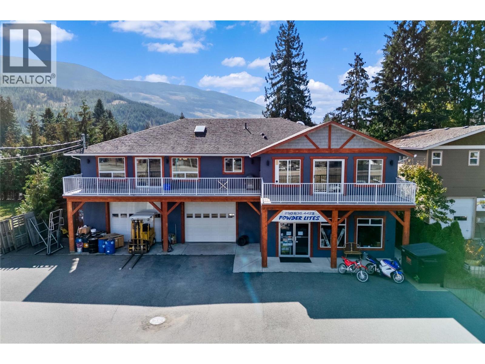 725 Trans Canada Hwy, Sicamous, BC V0E 2V0