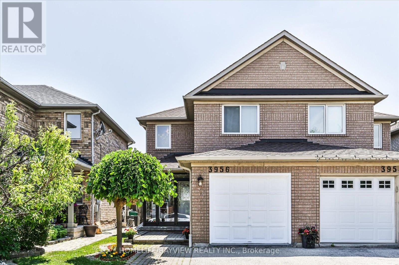 3956 Bentridge Rd, Mississauga, ON L5N 7V8