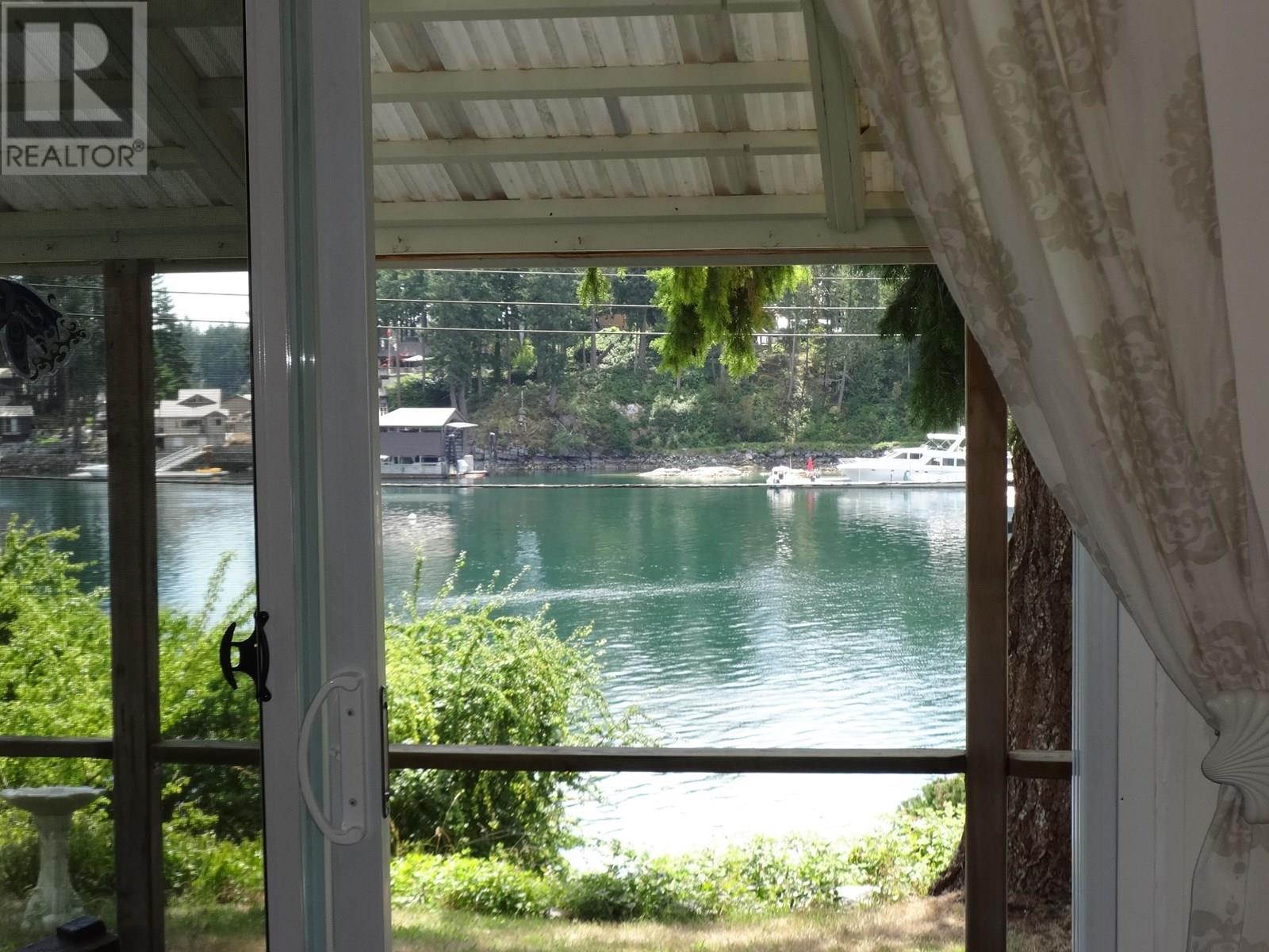 13173 Sexwamin St, Garden Bay, BC V0N 1S0