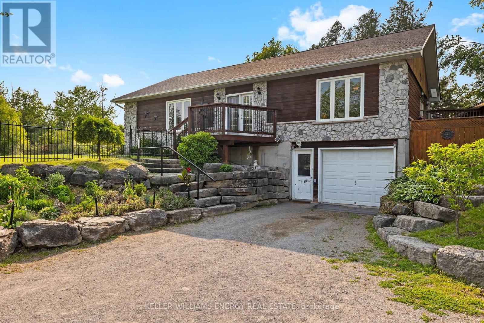 4070 Hwy 28, Selwyn, ON K0L 2H0