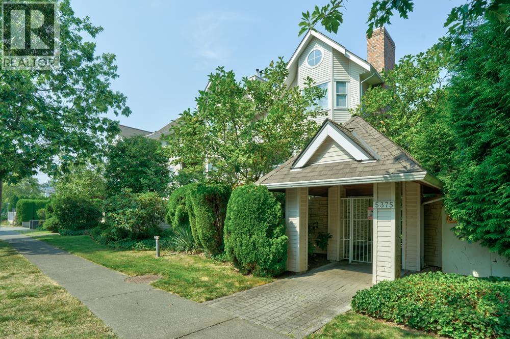 5375 Victory Street Unit 307, Burnaby, BC V5J 1T2