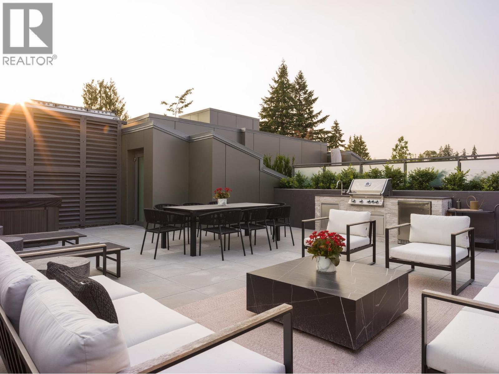 3636 W 39th Avenue Unit 404, Vancouver, BC V6N 0E8