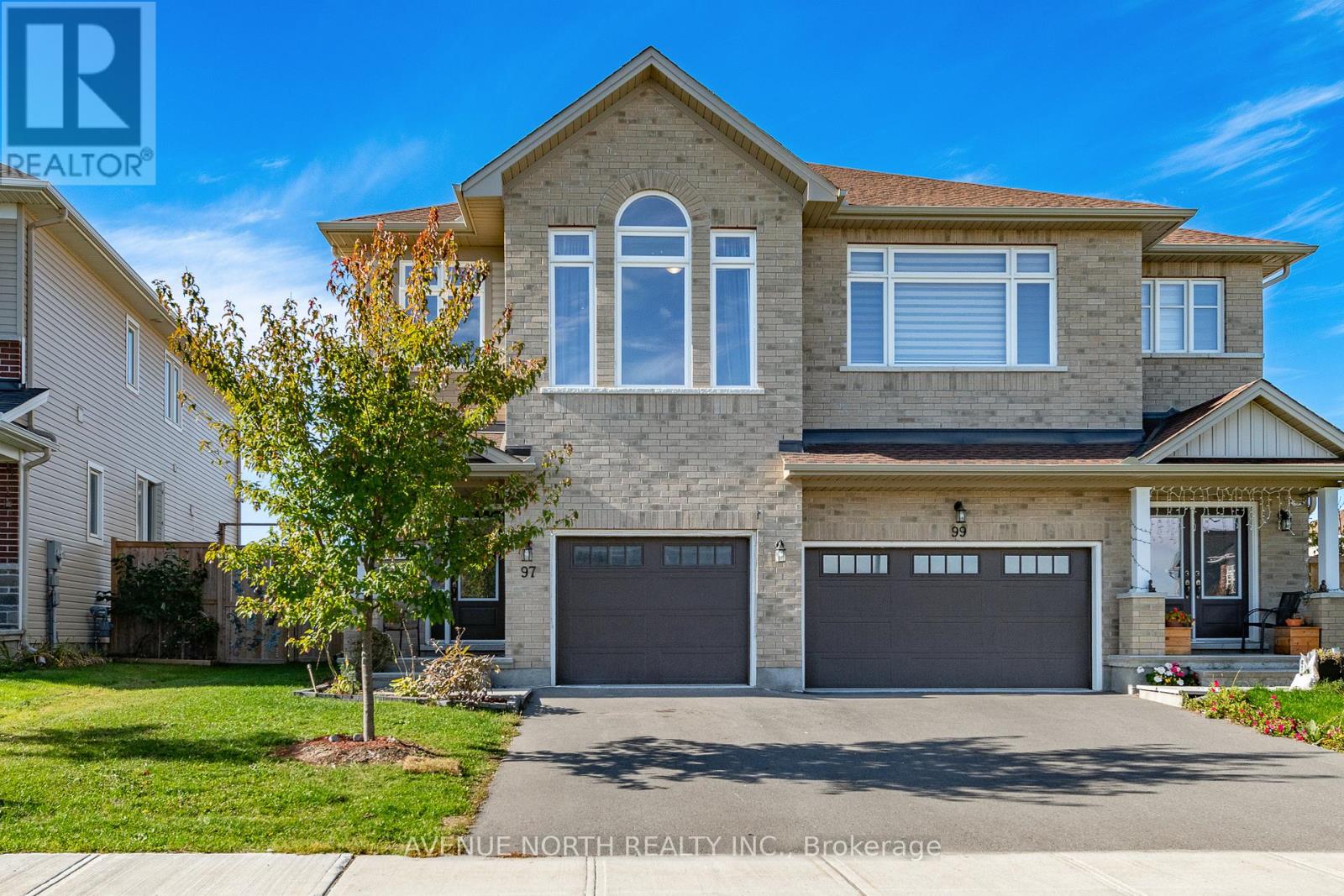 97 Antonakos Dr, Carleton Place, ON K7C 0L1