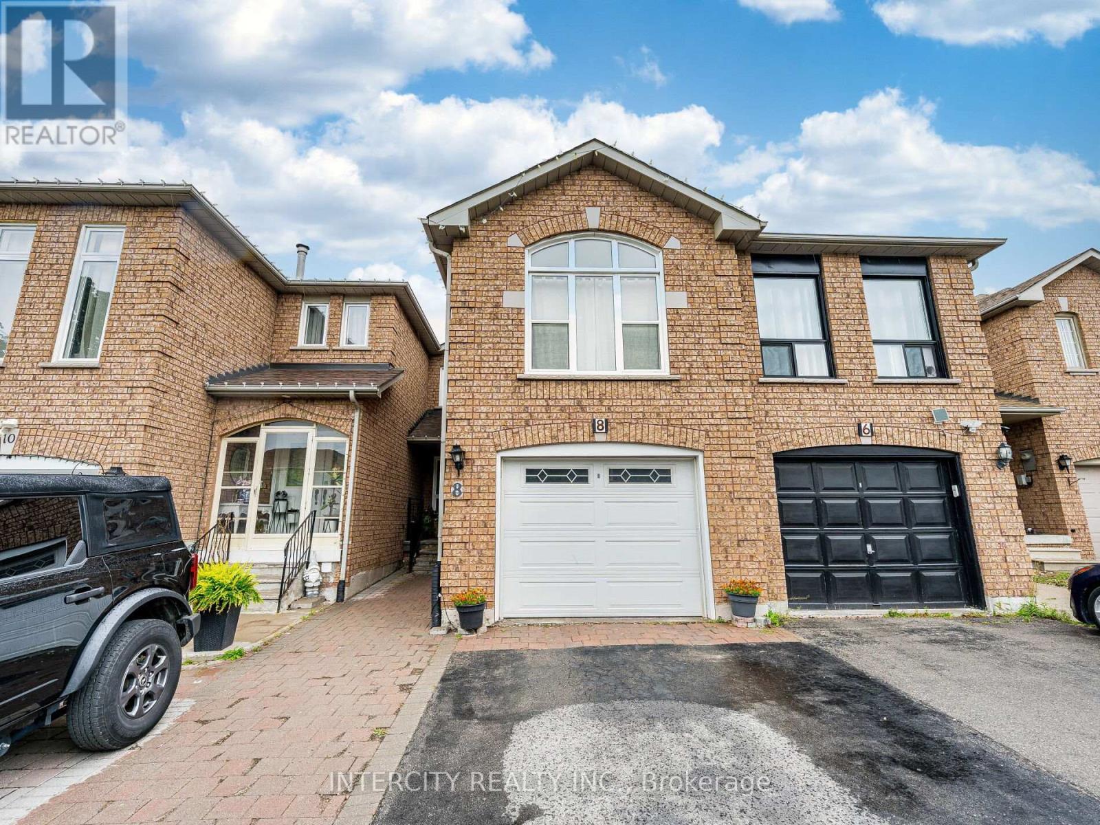 8 Wedgewood Pl, Vaughan, ON L4K 4X7