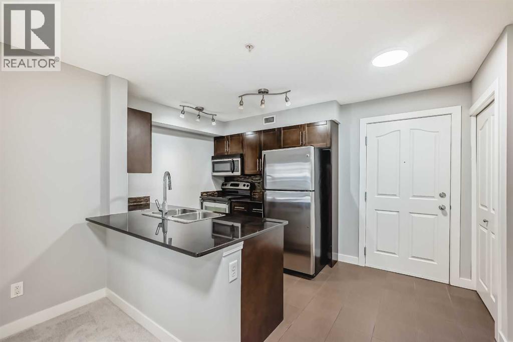 7110 80 Avenue Ne Unit 107, Calgary, AB T3J 0N4