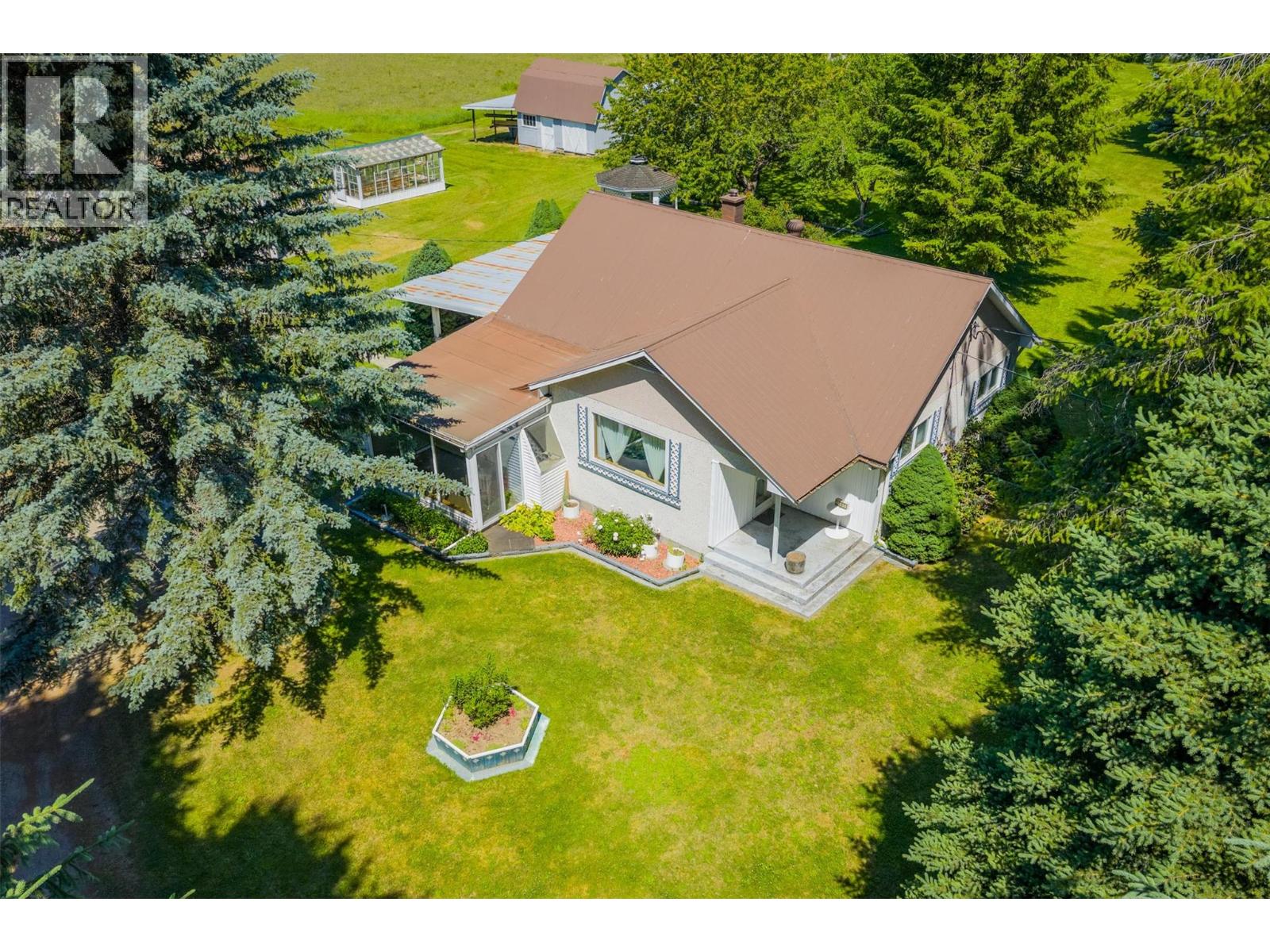 2645 Shoreacres Rd, Castlegar, BC V1N 4P8