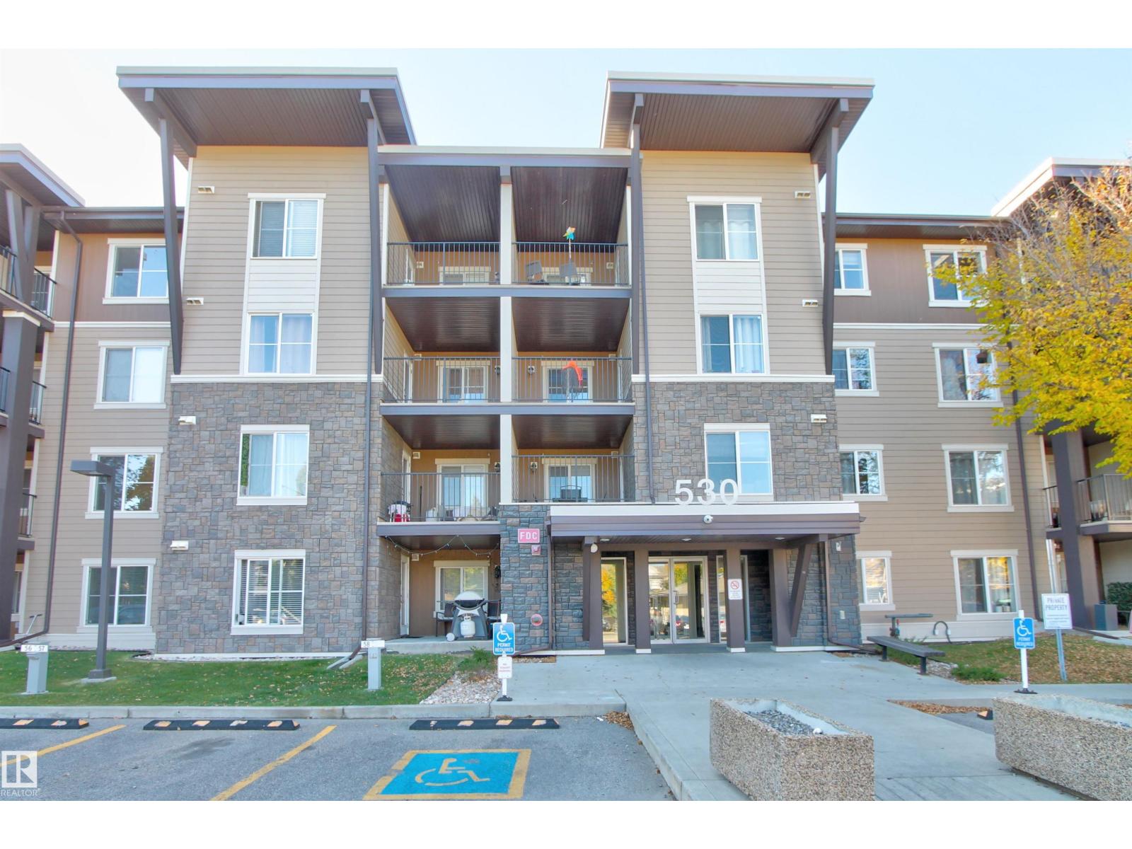 530 Watt Boulevard Southwest #106, Edmonton, AB T6X 1P7