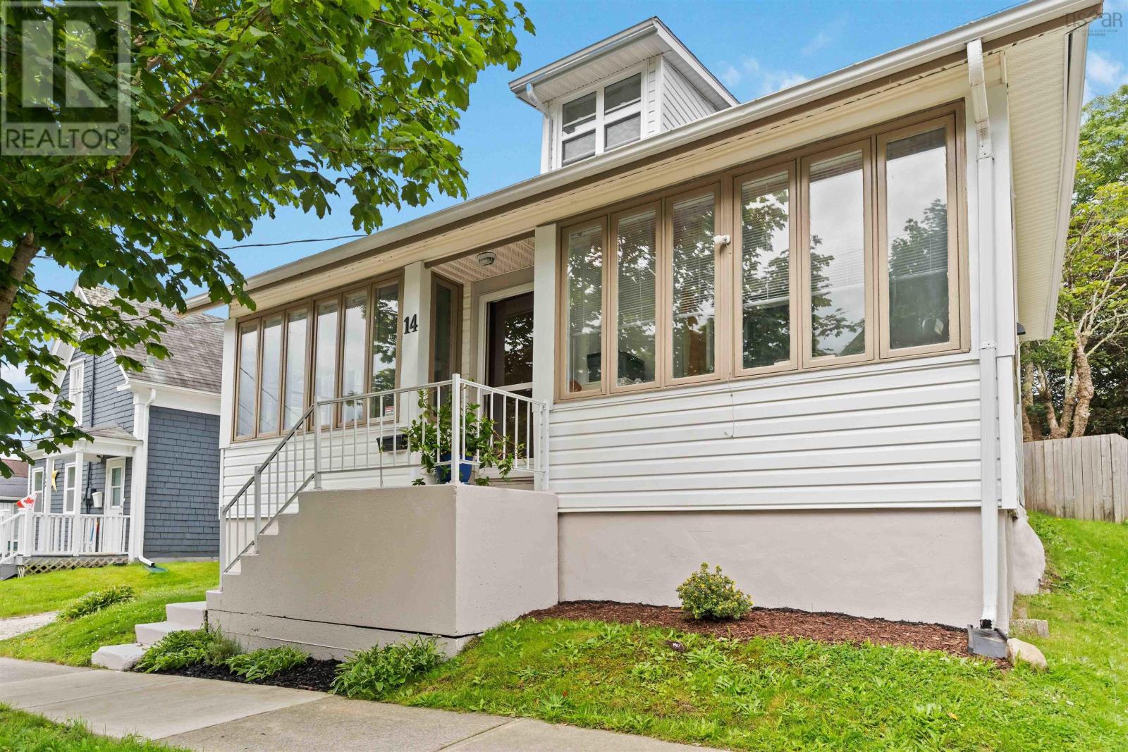 14 Ryerson Ct, Yarmouth, NS B5A 1V6