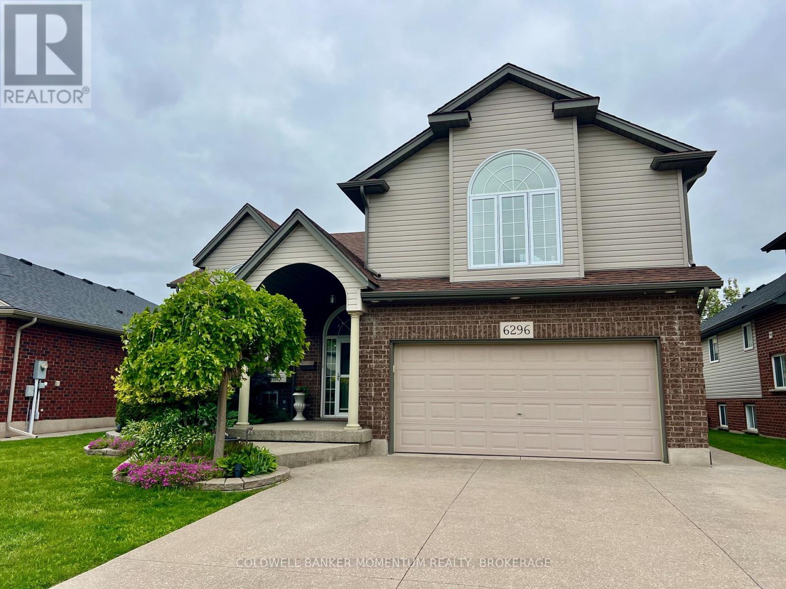 6296 Parkside Rd, Niagara Falls, ON L2H 0B2