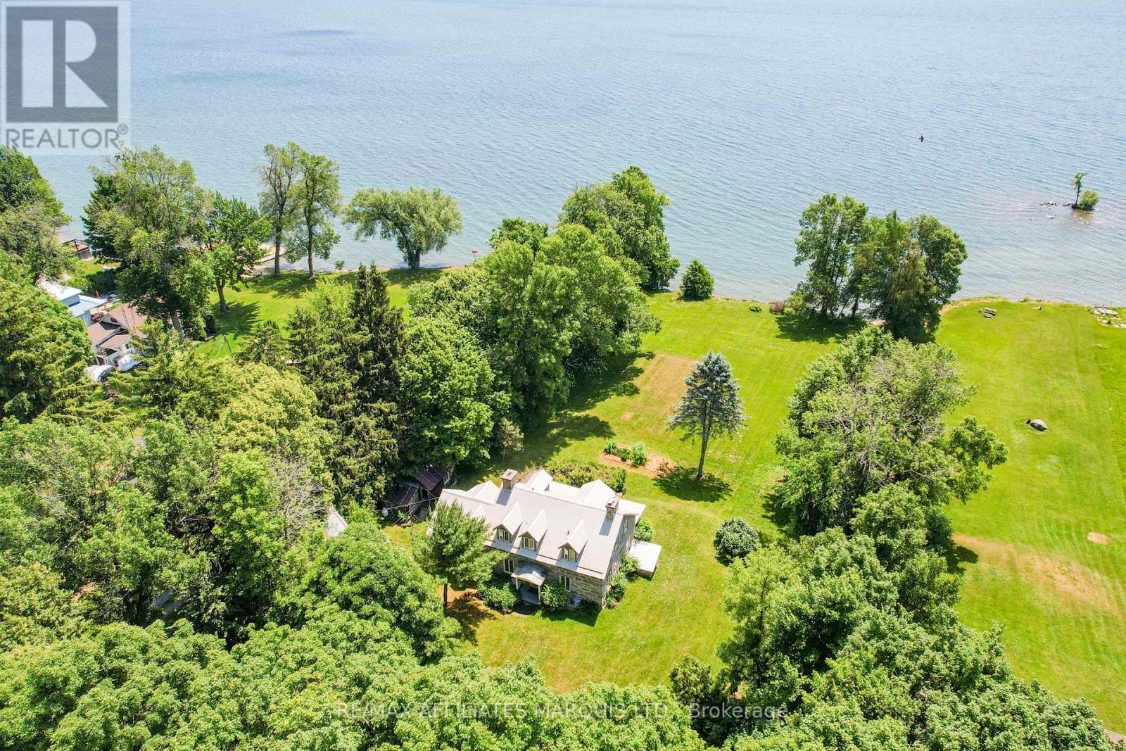 20824 S Service Rd, South Glengarry, ON K0C 1N0