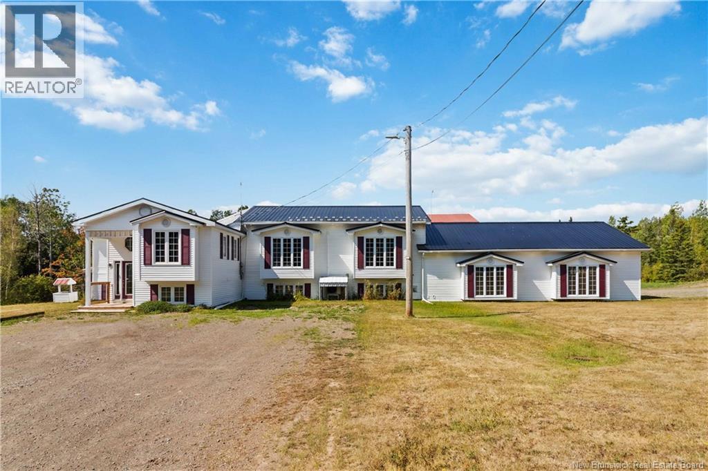 162 Sawdust Rd, Shediac Cape, NB E4P 3K1