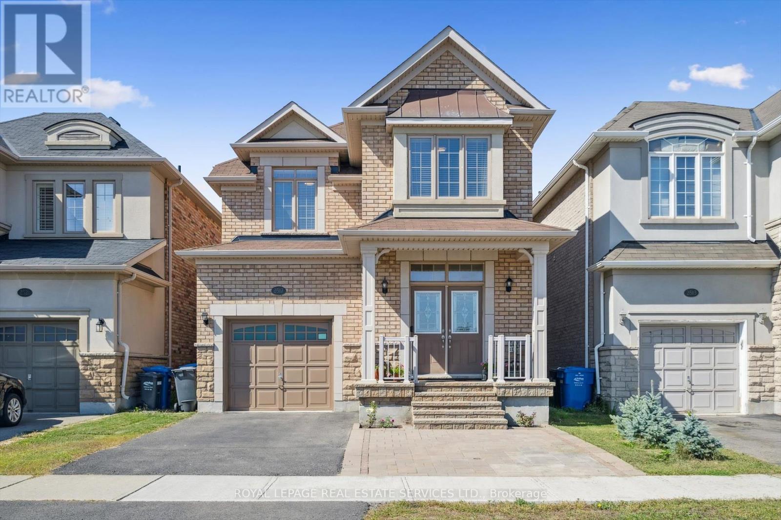 2517 Pine Glen Rd, Oakville, ON L6M 0R7