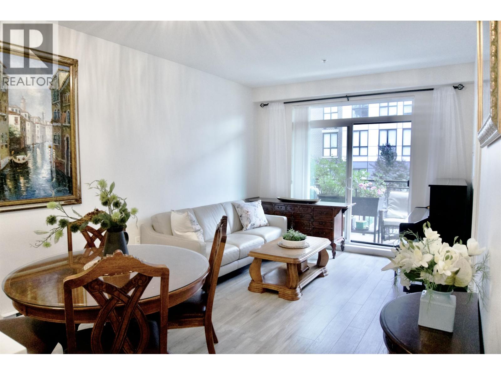 621 Regan Avenue Unit 306, Coquitlam, BC V3J 0K1