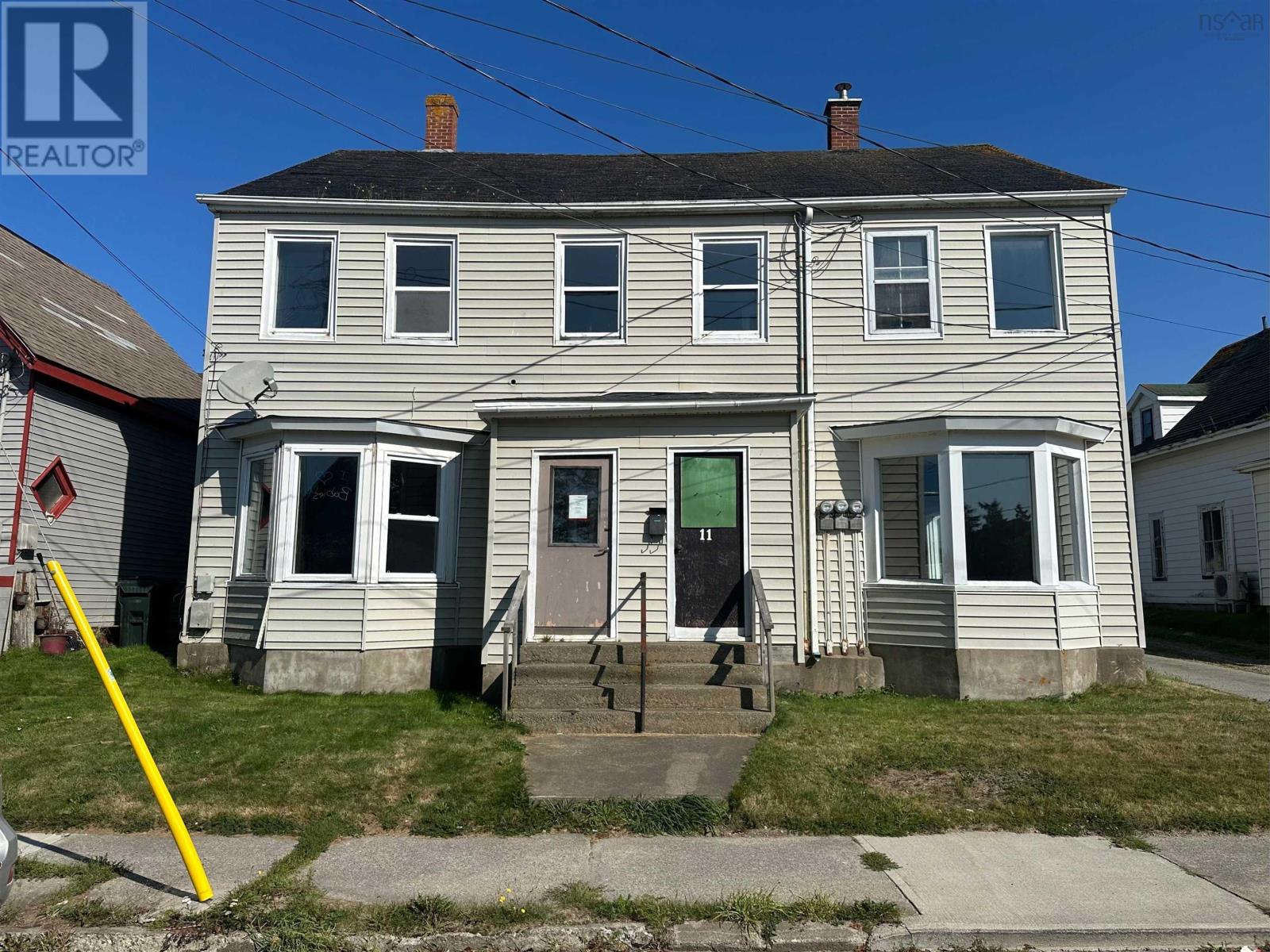 11 Kirk St, Yarmouth, NS B5A 1S6