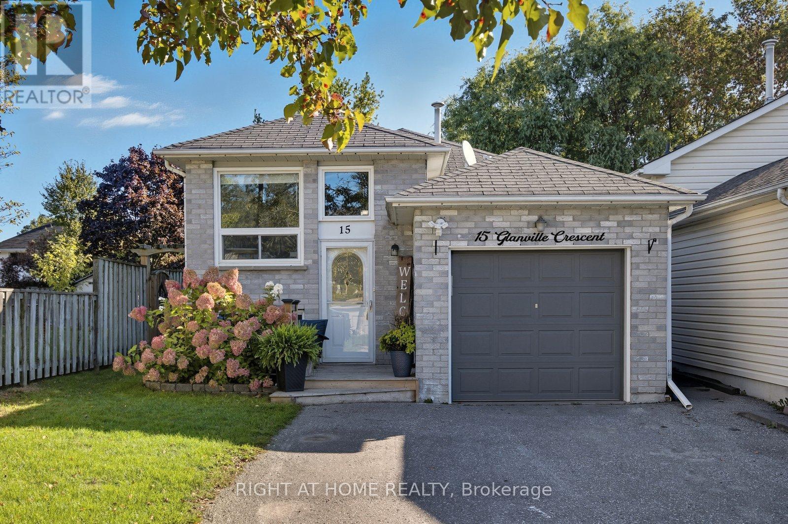 15 Glanville Cres, Clarington, ON L1C 4L7