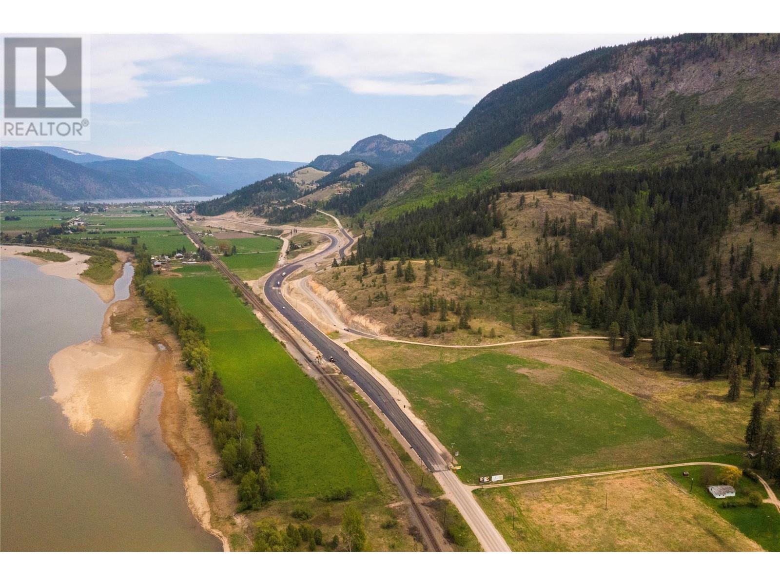 5720 Vla Rd, Chase, BC V0E 1M1