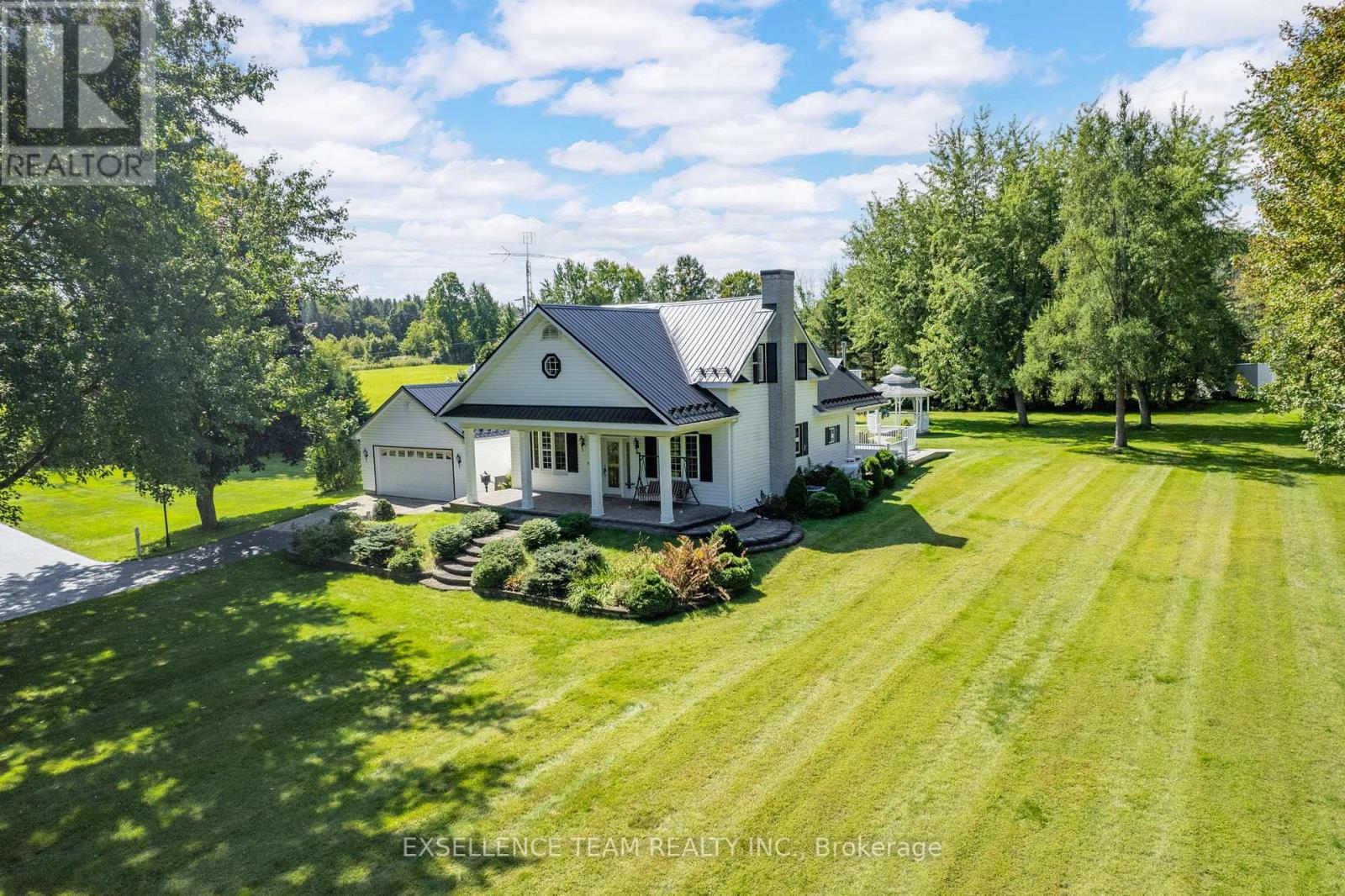 2940 County Rd 20 Rd, North Glengarry, ON K0C 1T0