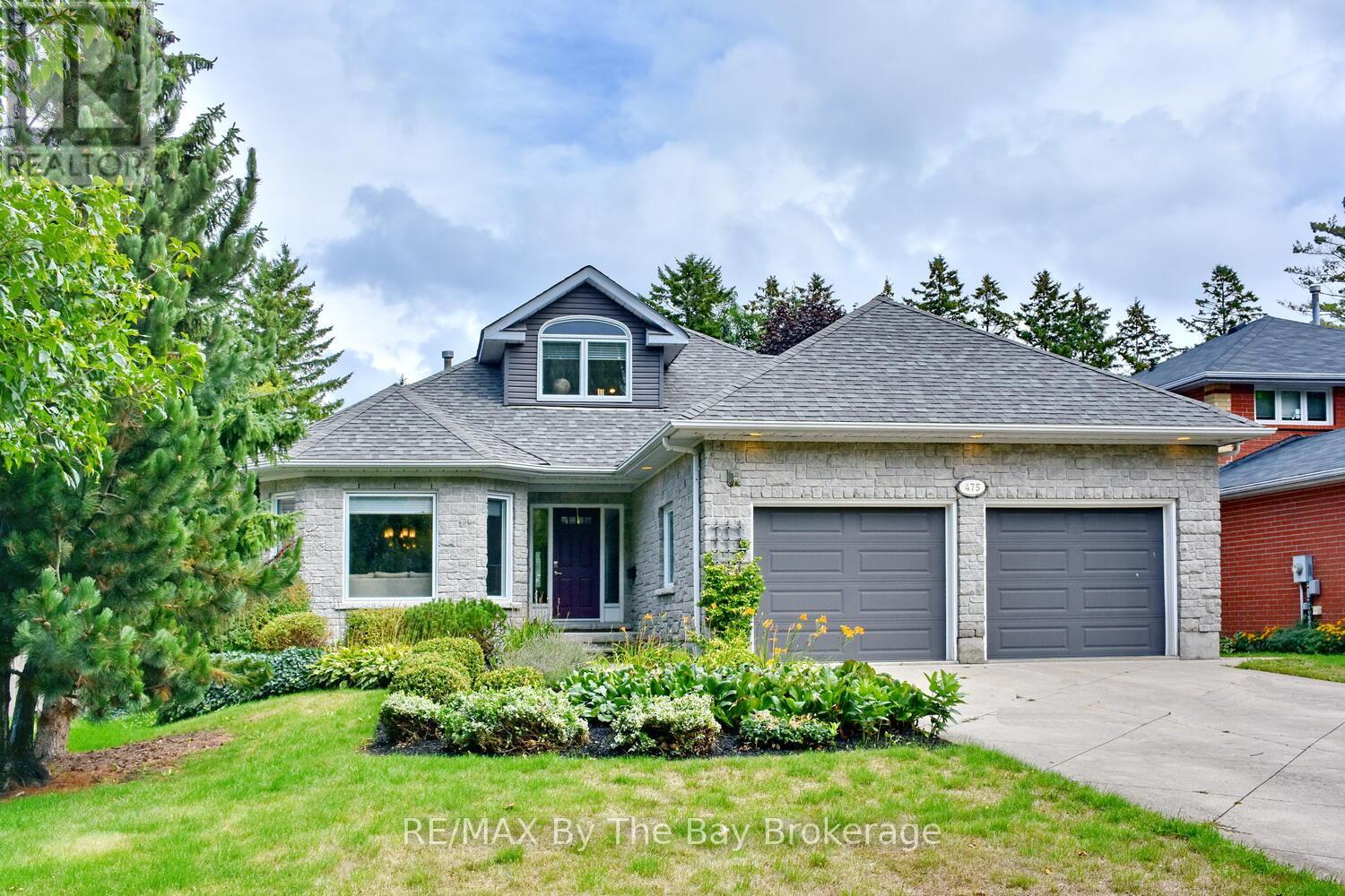 475 Minnesota St, Collingwood, ON L9Y 3S6