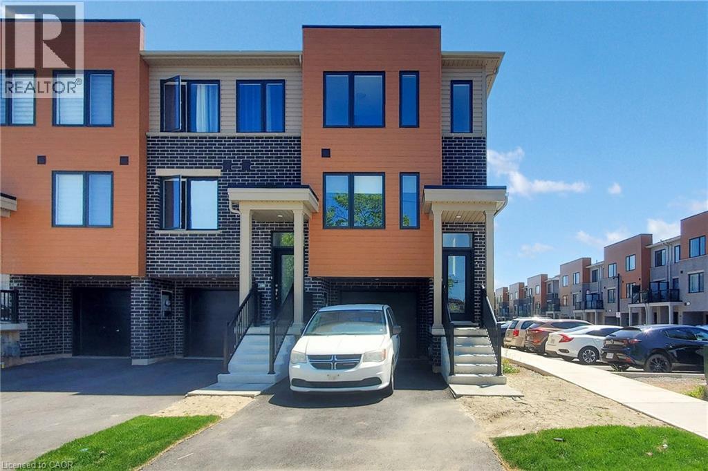 2 Reid Avenue North Ave, Hamilton, ON L8H 0B5