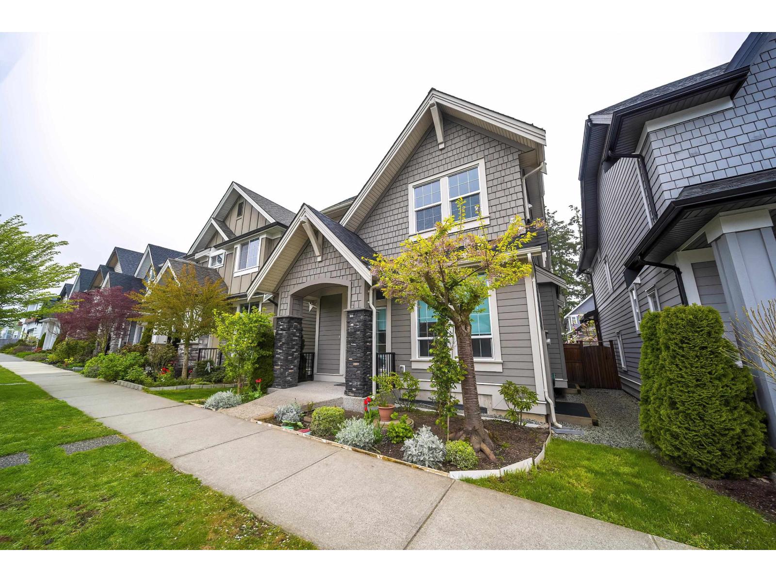 165 Street Unit 2168 #b, Surrey, BC V3Z 0V6