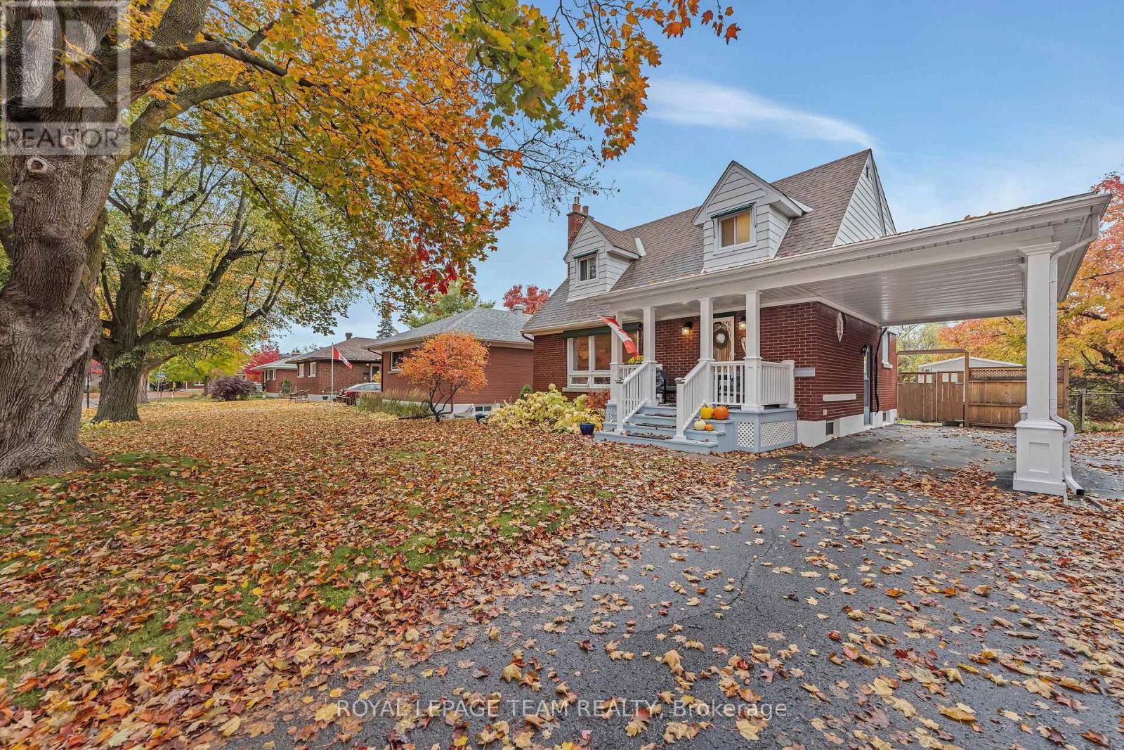 1195 Major St, Ottawa, ON K2C 2S1