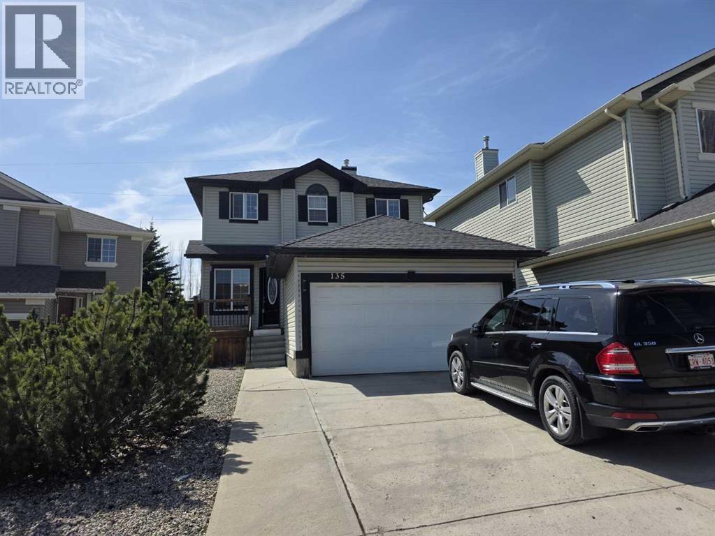 135 Valley Crest Close NW, Calgary, AB T3B 5X2