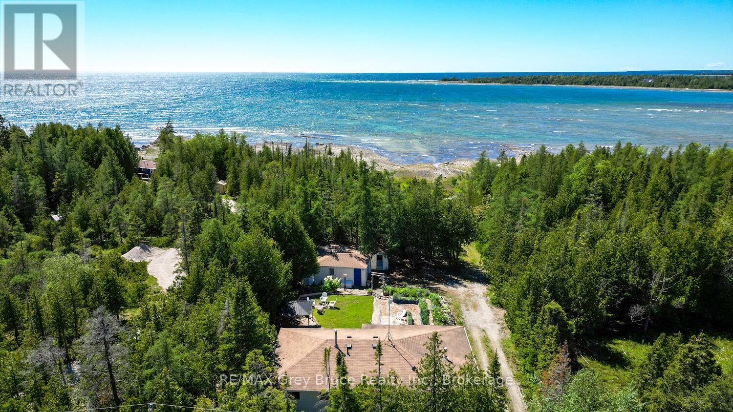1034 Dorcas Bay Rd, Northern Bruce Peninsula, ON N0H 2R0
