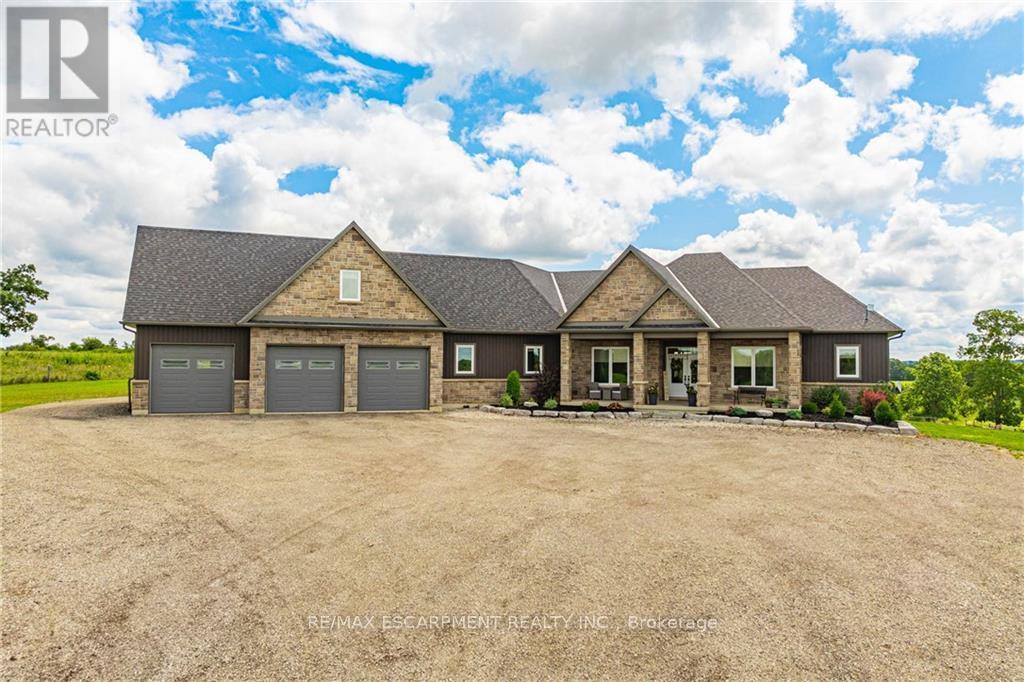 4 Middleport Rd, Brant, ON N3W 2G9