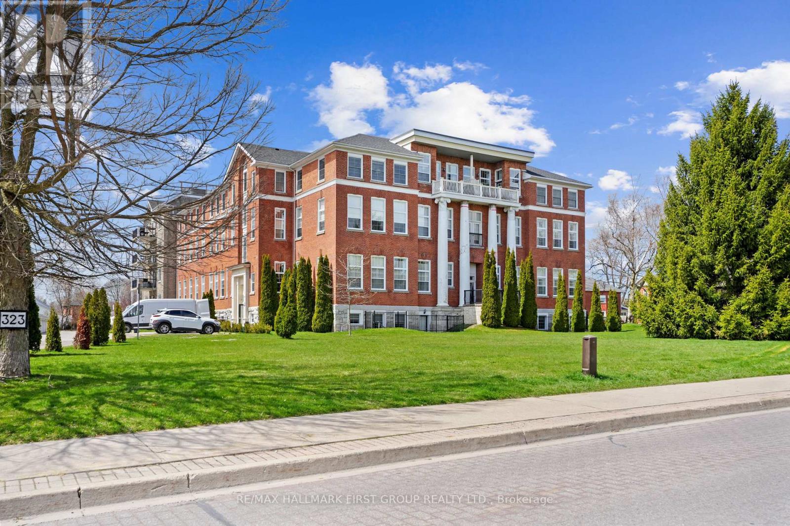 104 323 George St, Cobourg, ON K9A 3L9