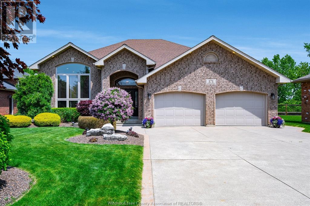 171 Sturgeon Mdws, Leamington, ON N8H 5M7