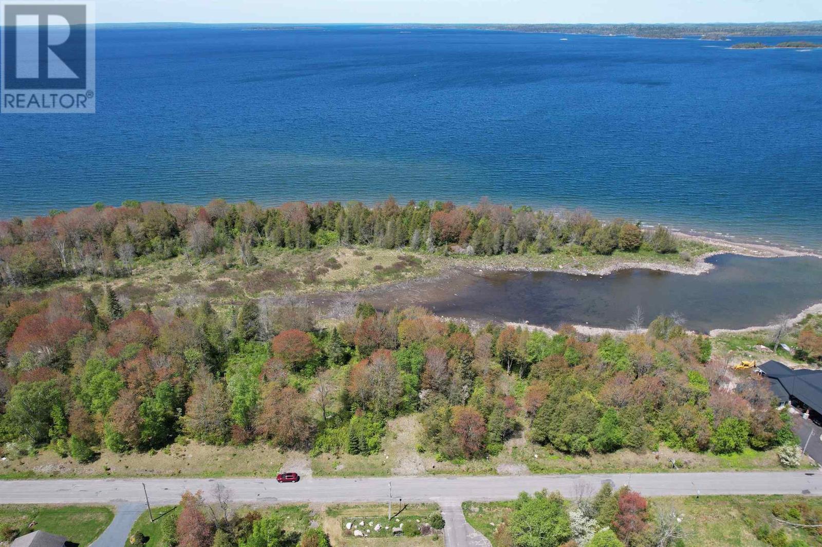 34 Lighthouse Pt, Thessalon, ON P0R 1L0