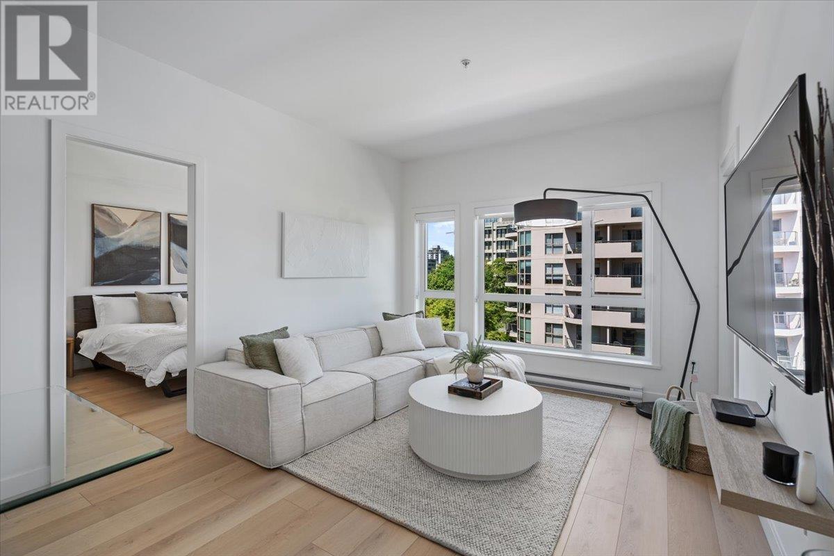 610 Brantford Street Unit 400, New Westminster, BC V3M 1W7
