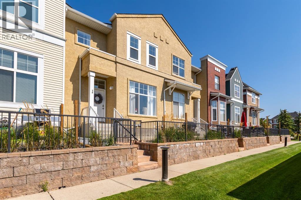 75 Mckenzie Towne Gate SE, Calgary, AB T2Z 4G1