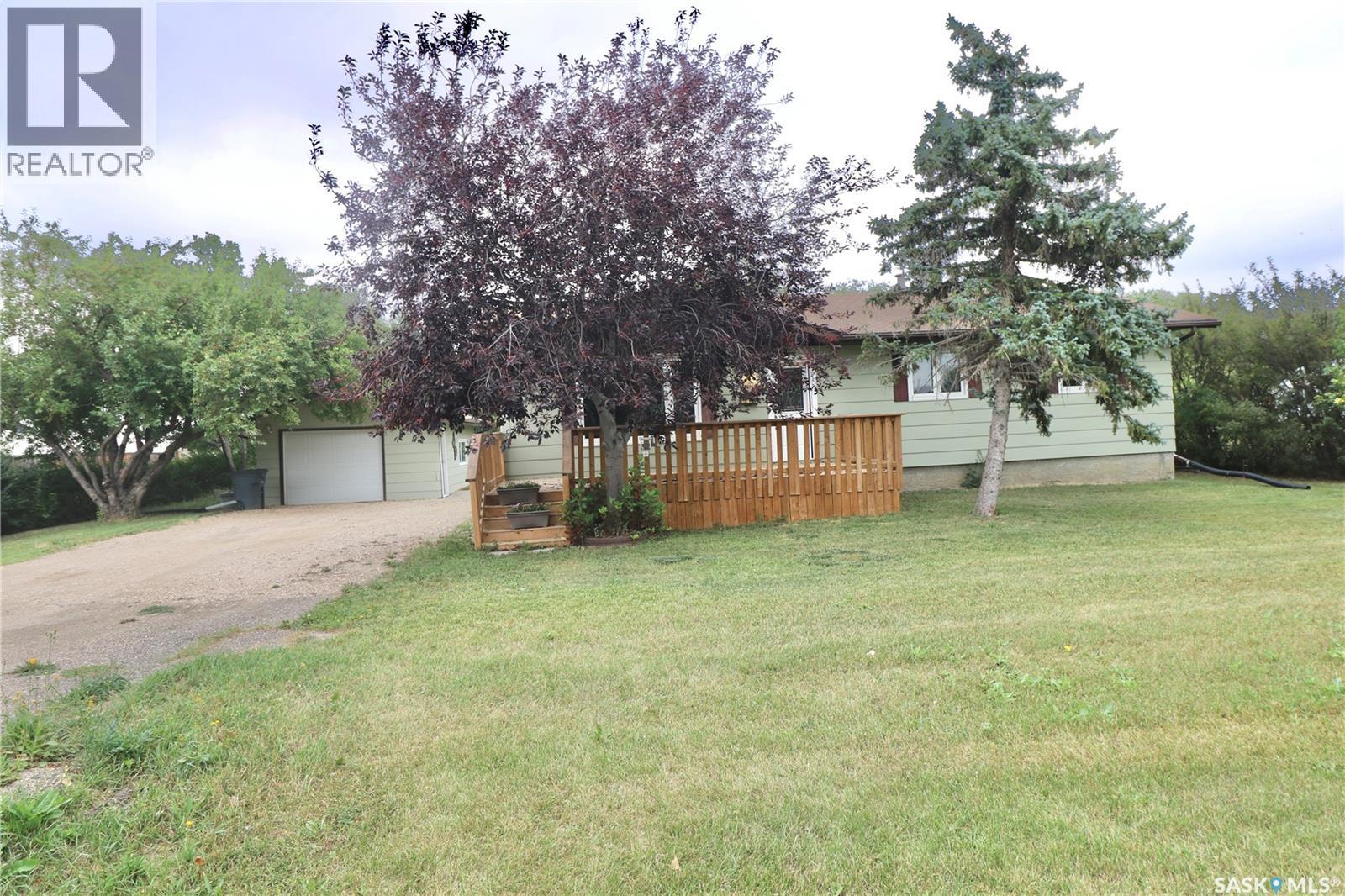 218 1 Street, Lang, SK S0G 2W0