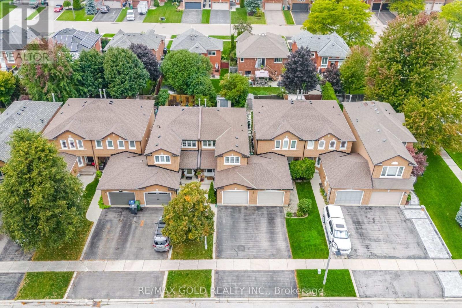 26 Flemington Dr, Caledon, ON L7C 1B5