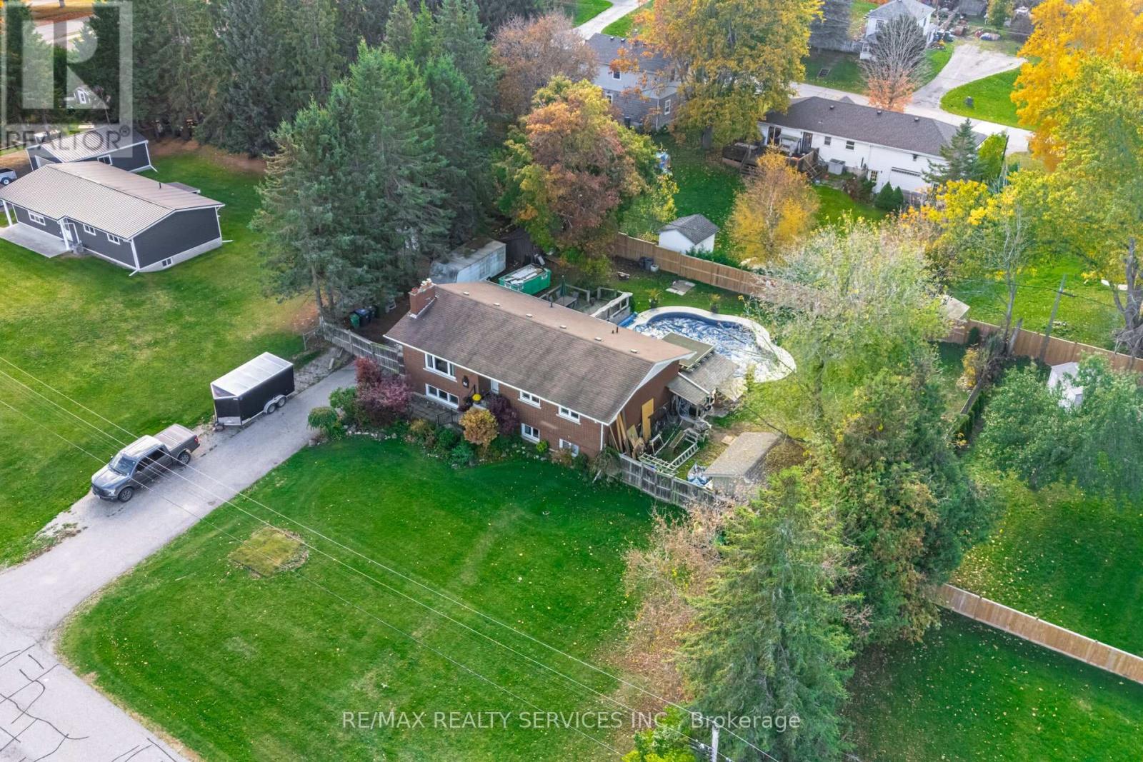 32 Caledon St, Caledon, ON L7K 0E2