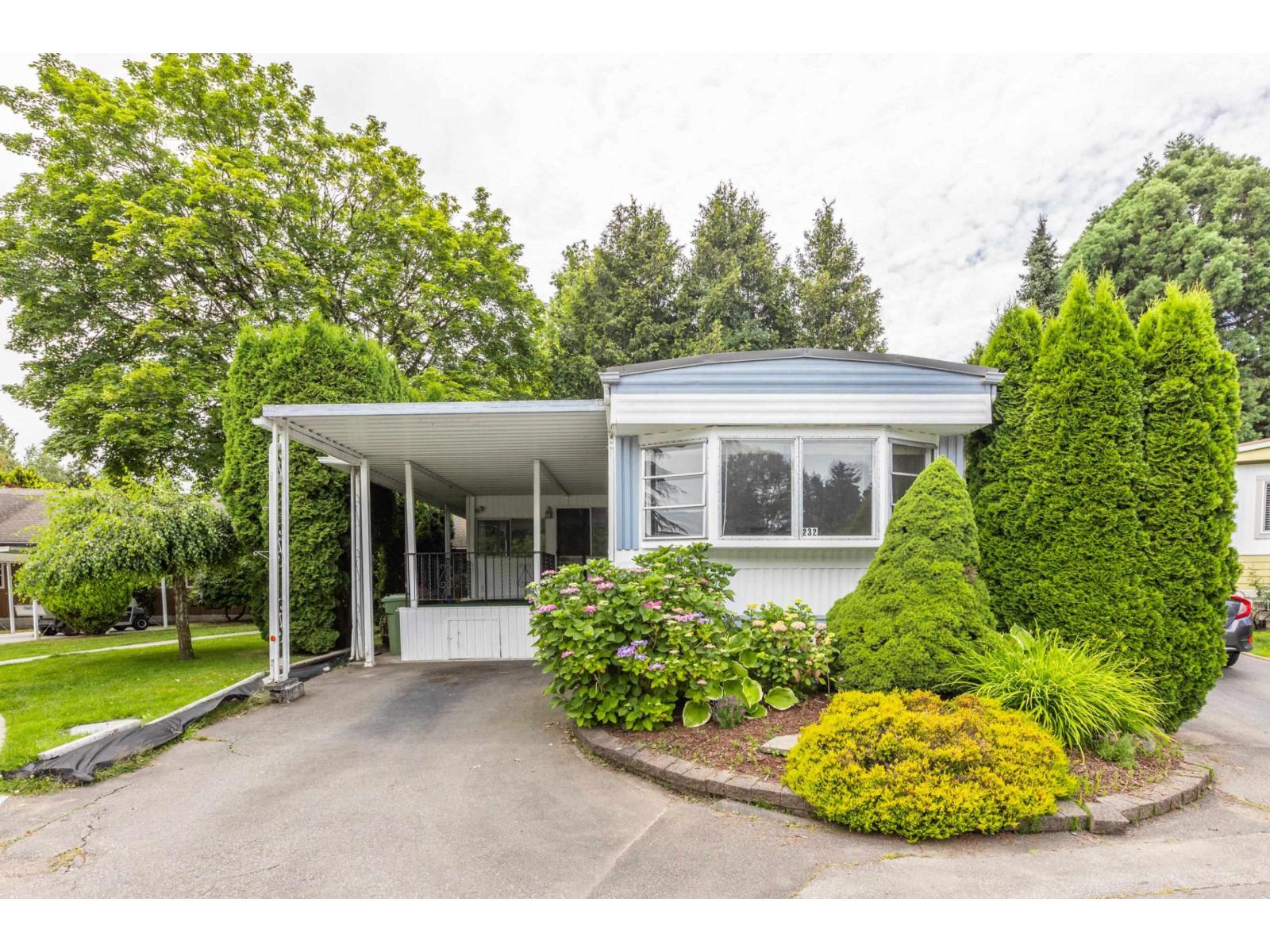 1840 160 Street Unit 232, Surrey, BC V4A 4X4