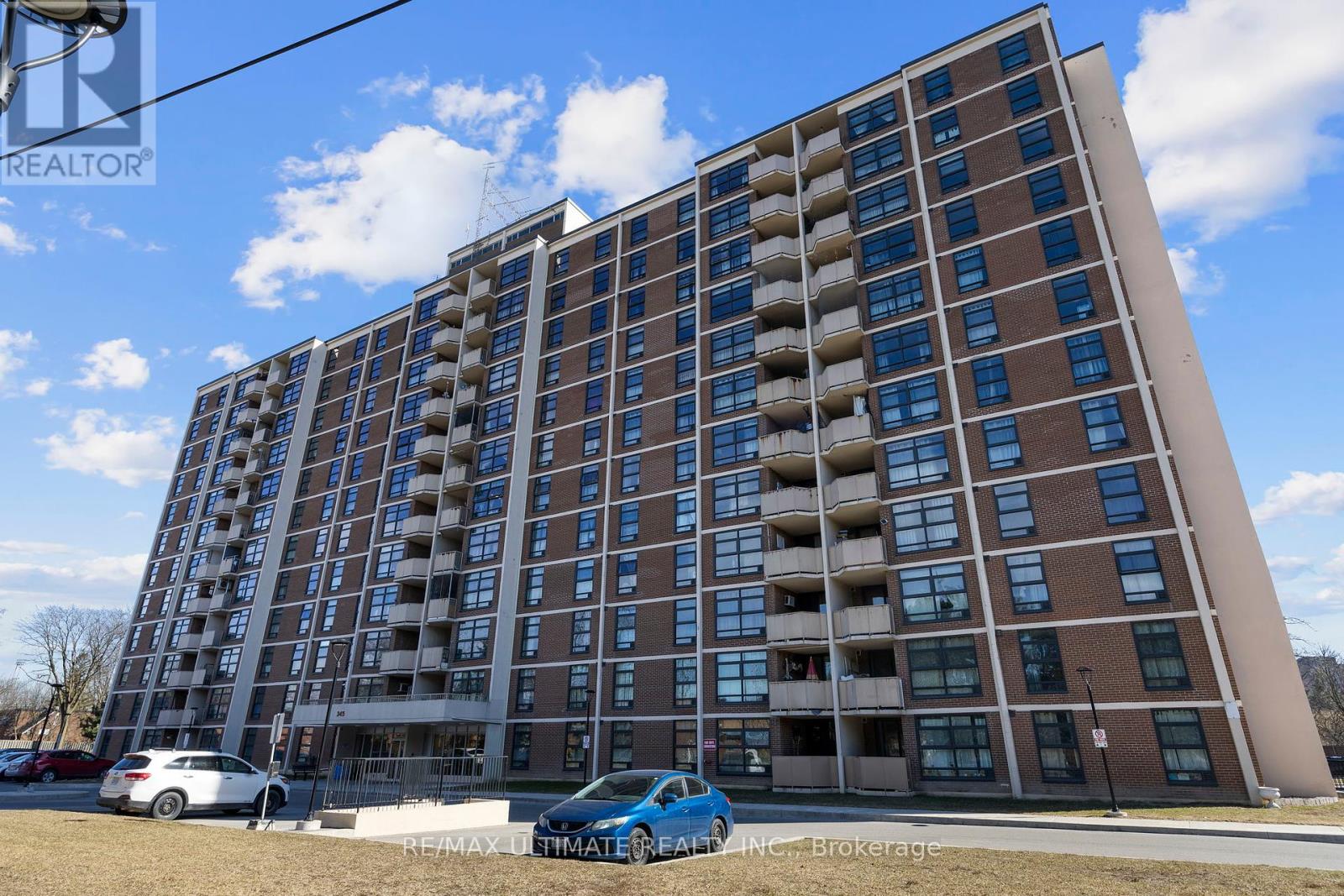 606 345 Driftwood Ave, Toronto, ON M3N 2P4