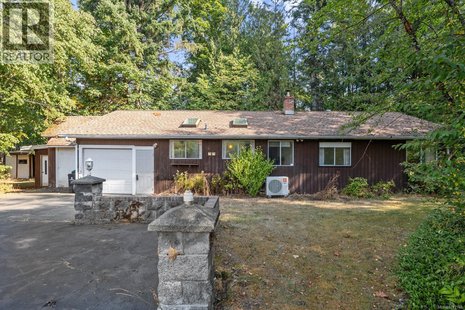 3264 Lockwell Rd, Courtenay, BC V9N 9P4