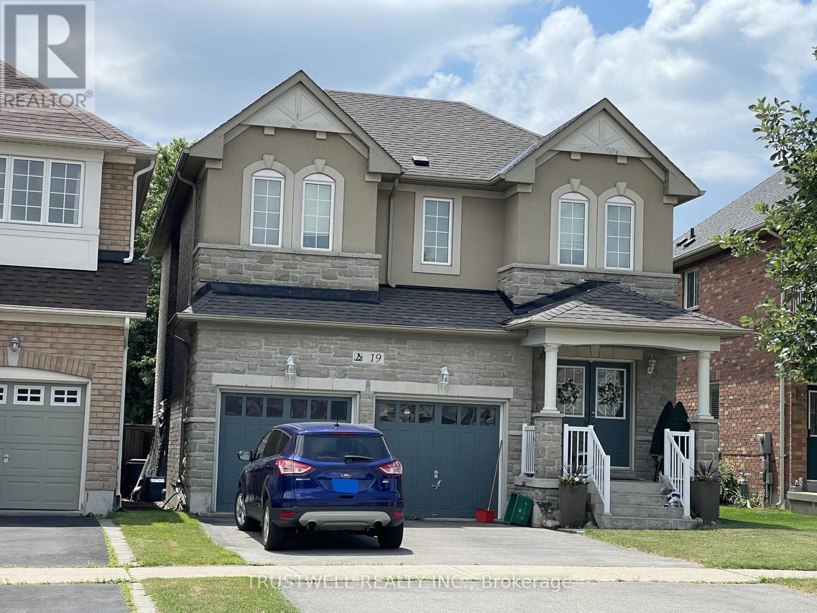 19 Balliol Ave, Richmond Hill, ON L4E 5B3