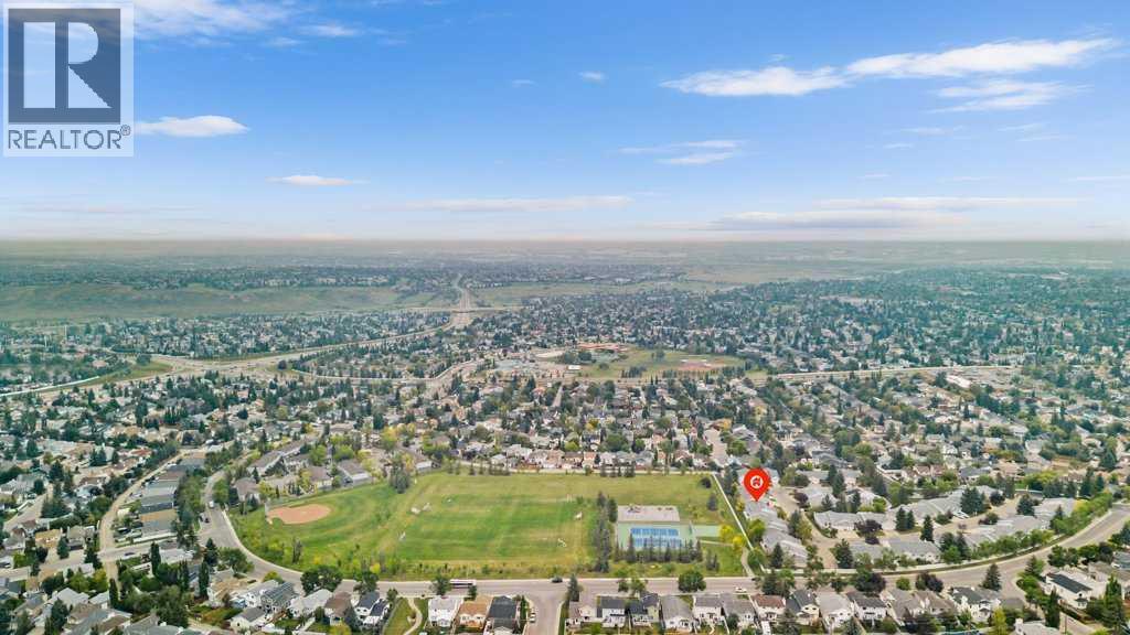 83 Macewan Park Hts NW, Calgary, AB T3K 3W6