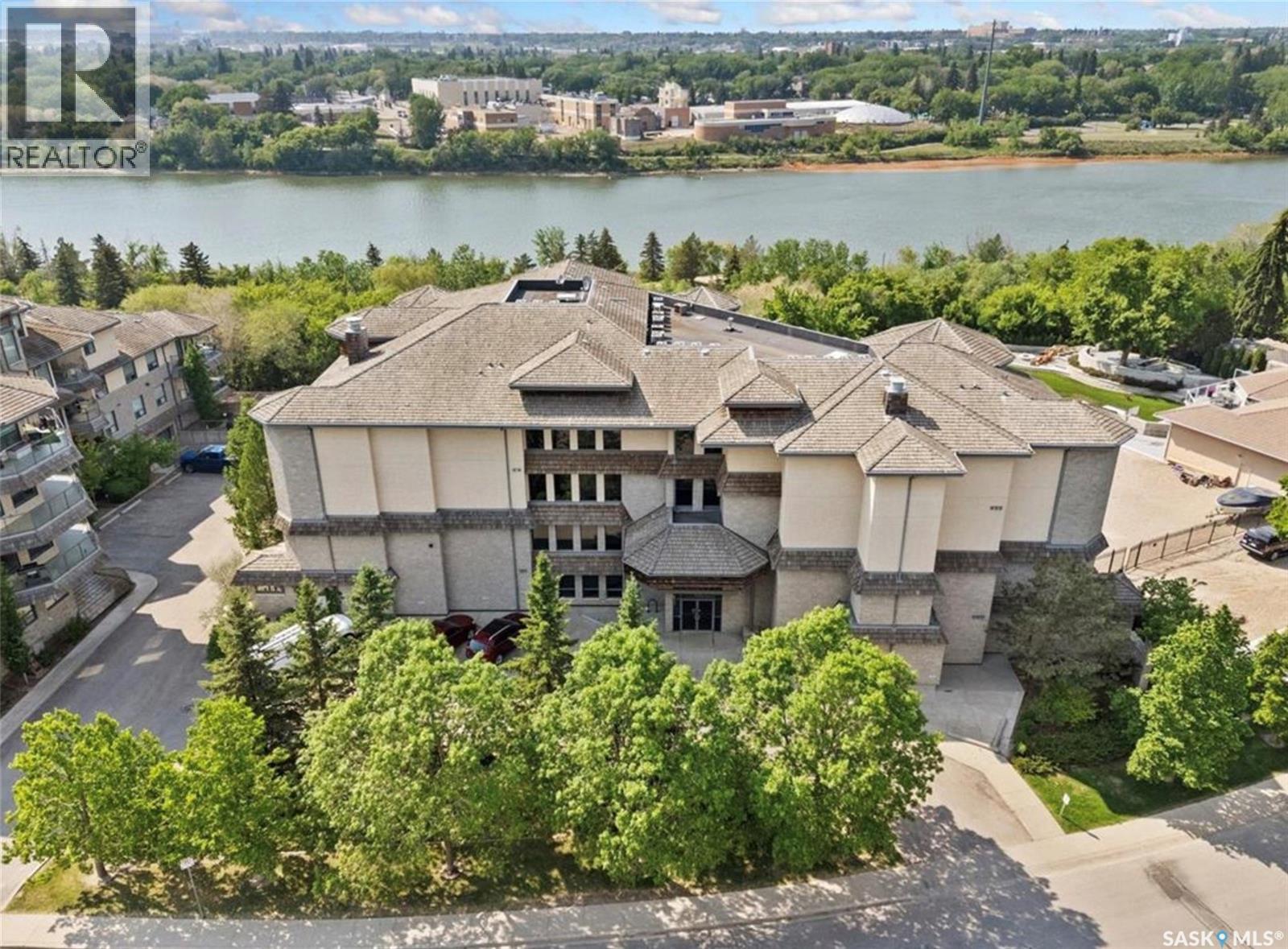 615 Saskatchewan Crescent W Unit 307, Saskatoon, SK S7M 0A5