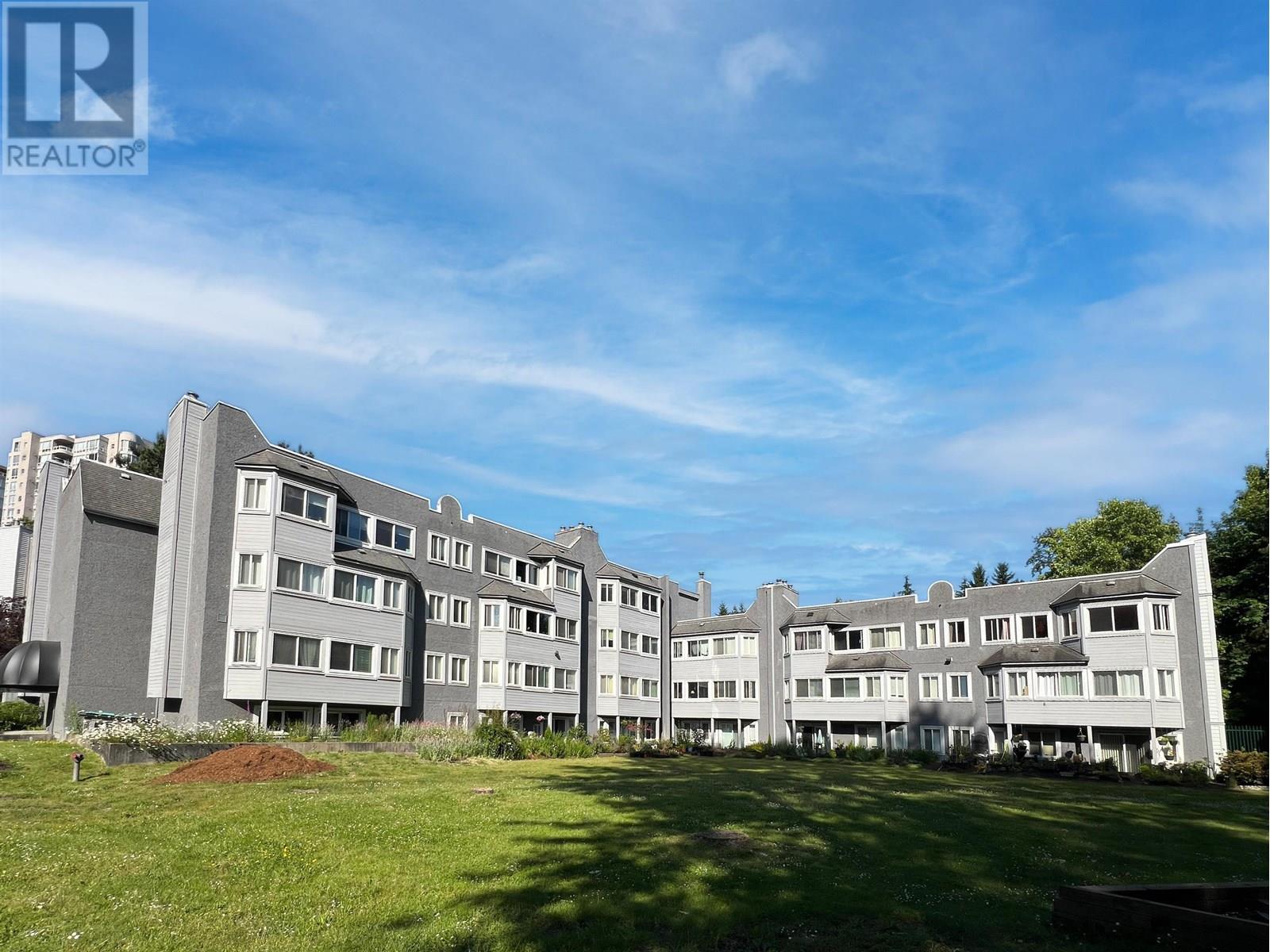 9890 Manchester Drive Unit 508, Burnaby, BC V3N 4R4